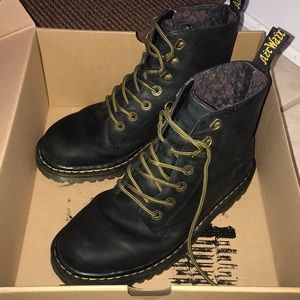 Dr Marten Luana boots